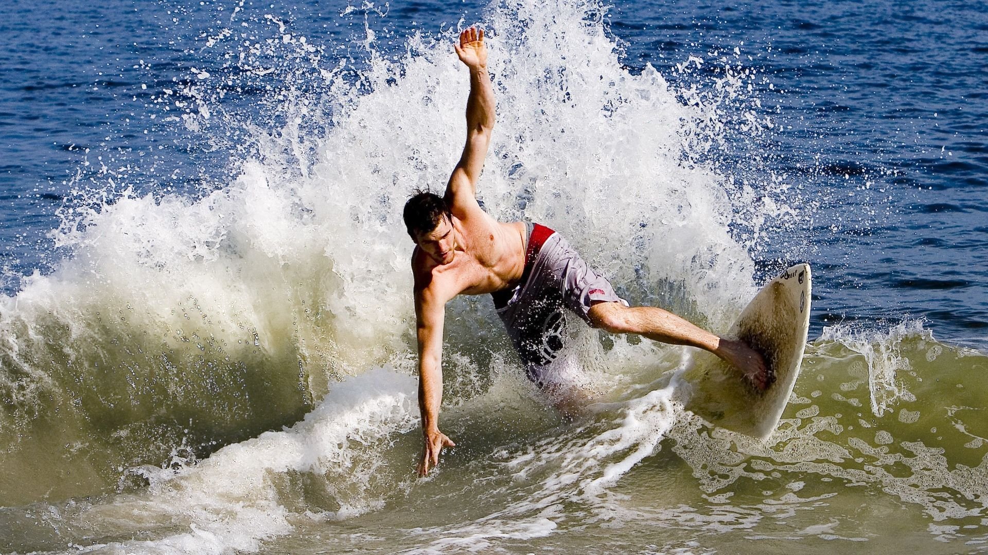 东南亚篮球赛中，泰国和菲律宾队误打误撞，惊喜不断，泰国篮球联赛视频