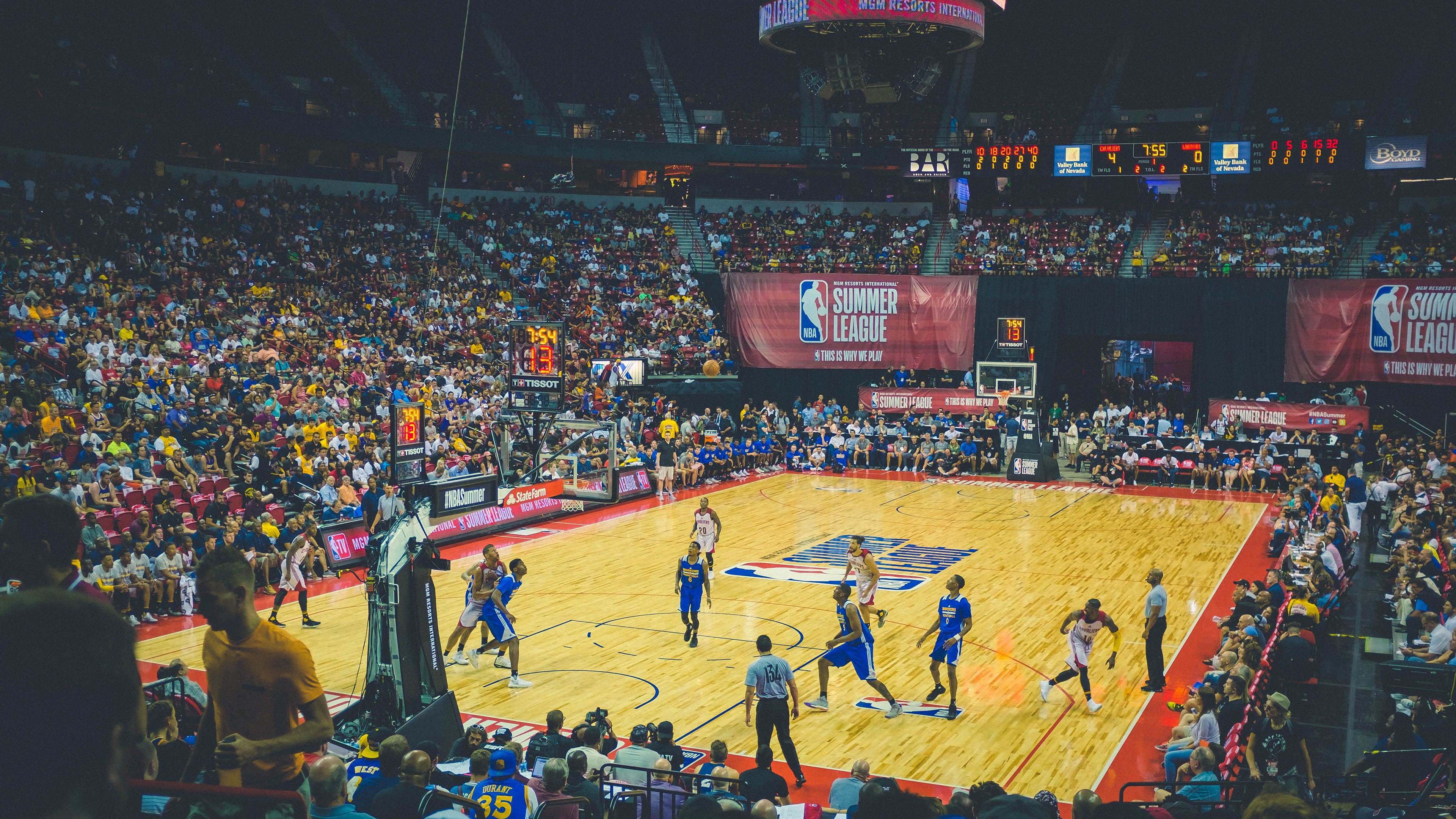 赛事宣传视频上线结合城市文化展现球队气质广受好评与转载，球赛宣传片