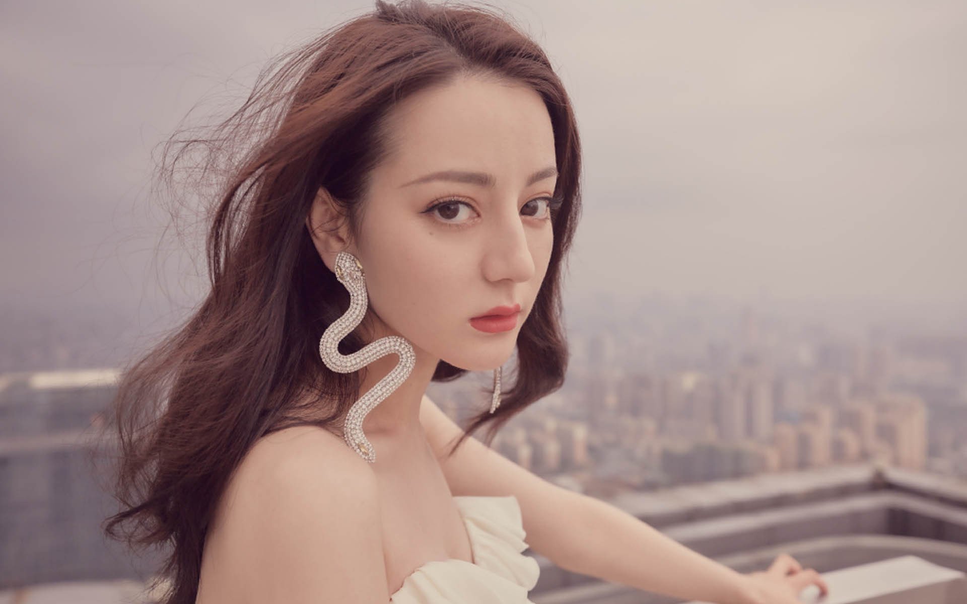 开云·体育官网APP下载-“西甲豪门对决：一触即发，谁能笑到最后？”，西甲豪门有哪些