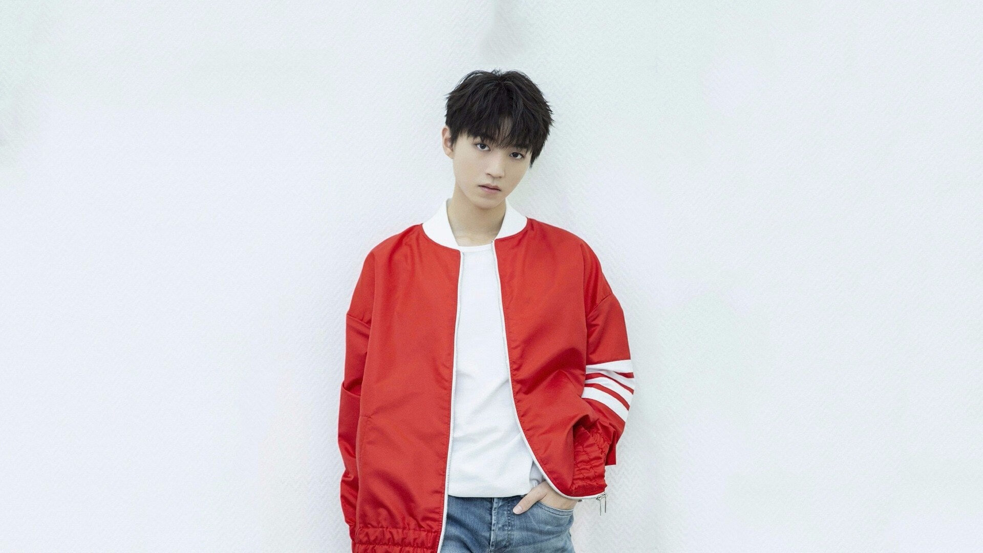 伊朗骑手卡尔·阿里·阿尔达比在巴黎奥运会上与“Porthos Maestro WH Z”马匹携手参赛,表现出色。