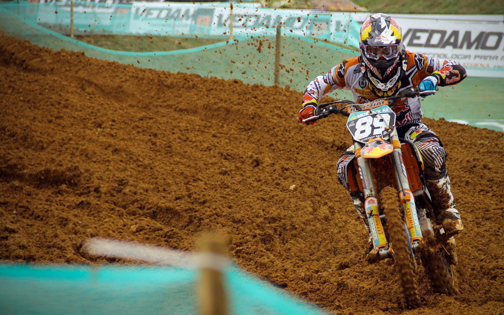 KAIYUN 中国大陆-乔治持球推进助快船打出十比零攻击波，乔治快船最新进展